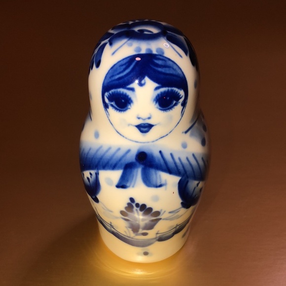 💖Russian Porcelain Nesting Doll - Picture 1 of 7